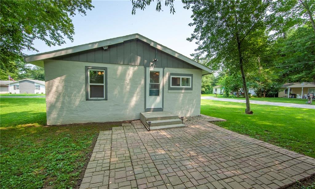 748 South Center Street Pendleton, IN 46064 - Photo 13 of 17