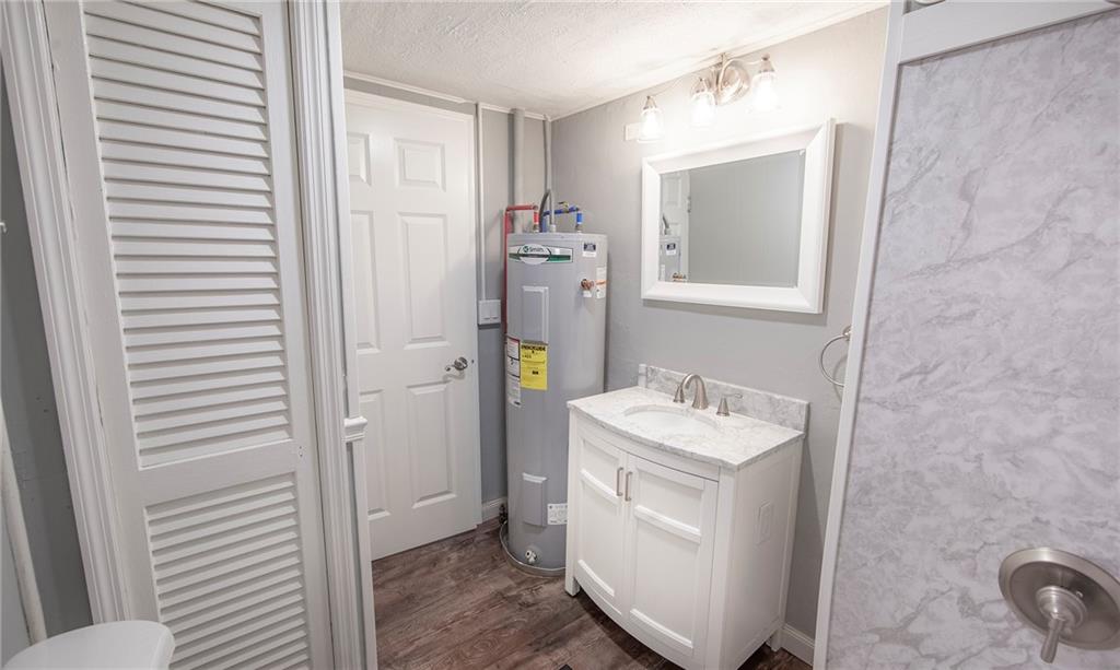 748 South Center Street Pendleton, IN 46064 - Photo 10 of 17