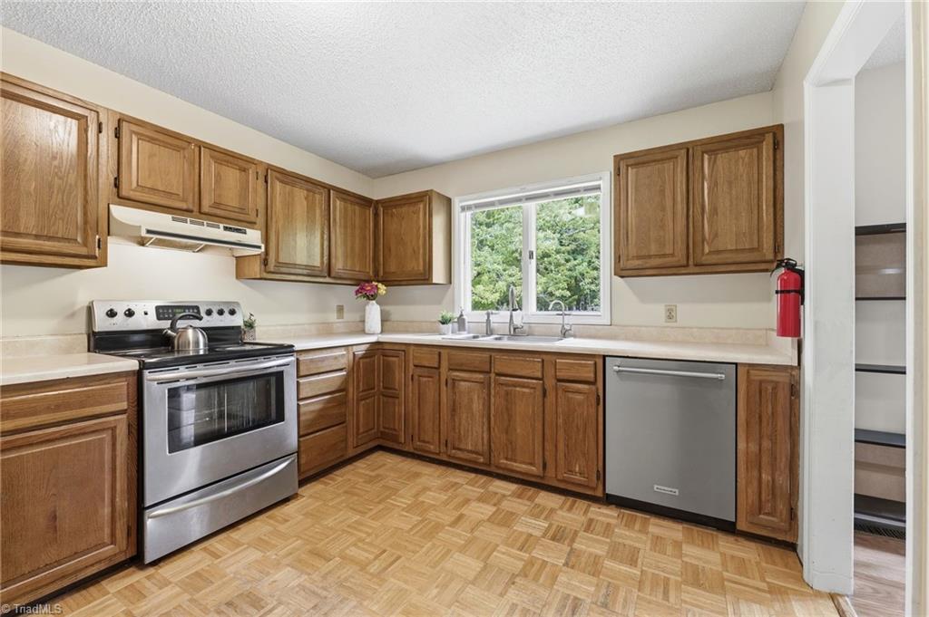 1417 Wiley Lewis Road Greensboro, NC 27406 - Photo 27 of 43