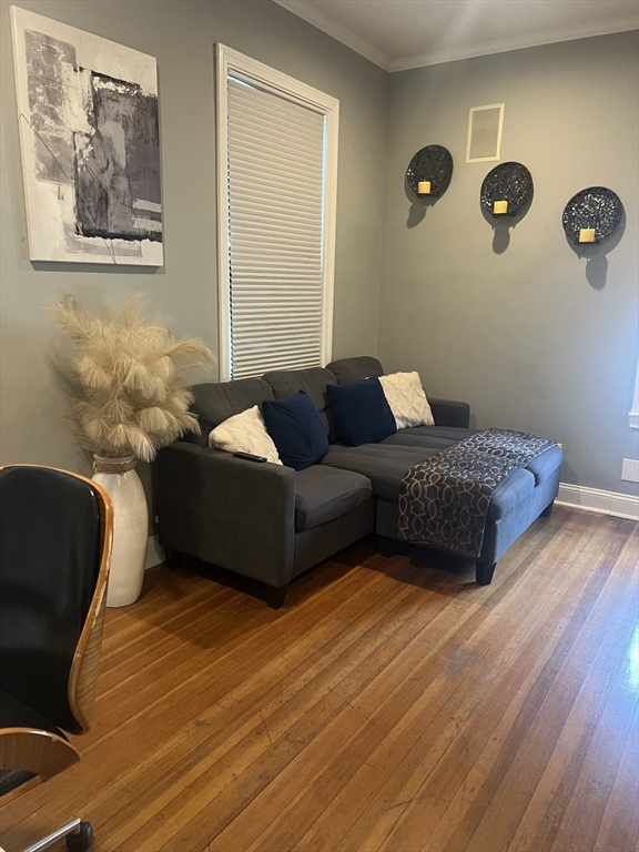 25 Eames Street Framingham, MA 01702 - Photo 8 of 31