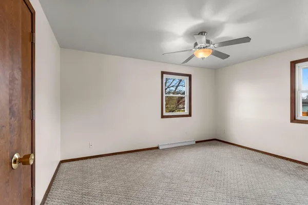 $319,900 | 3638 Glenbrooke Lane, Green Bay, WI 54301