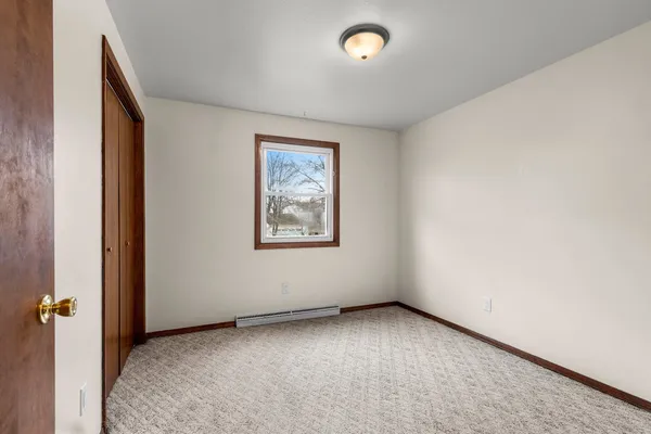 $319,900 | 3638 Glenbrooke Lane, Green Bay, WI 54301