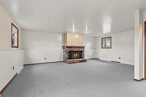 $319,900 | 3638 Glenbrooke Lane, Green Bay, WI 54301