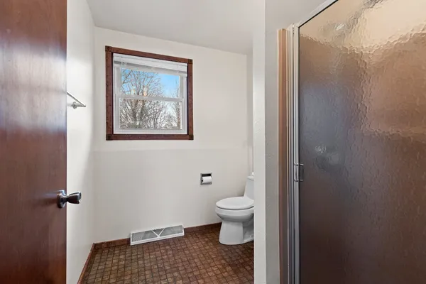 $319,900 | 3638 Glenbrooke Lane, Green Bay, WI 54301