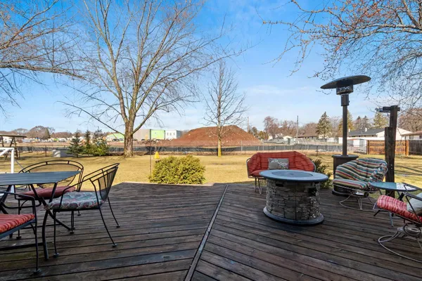 $319,900 | 3638 Glenbrooke Lane, Green Bay, WI 54301