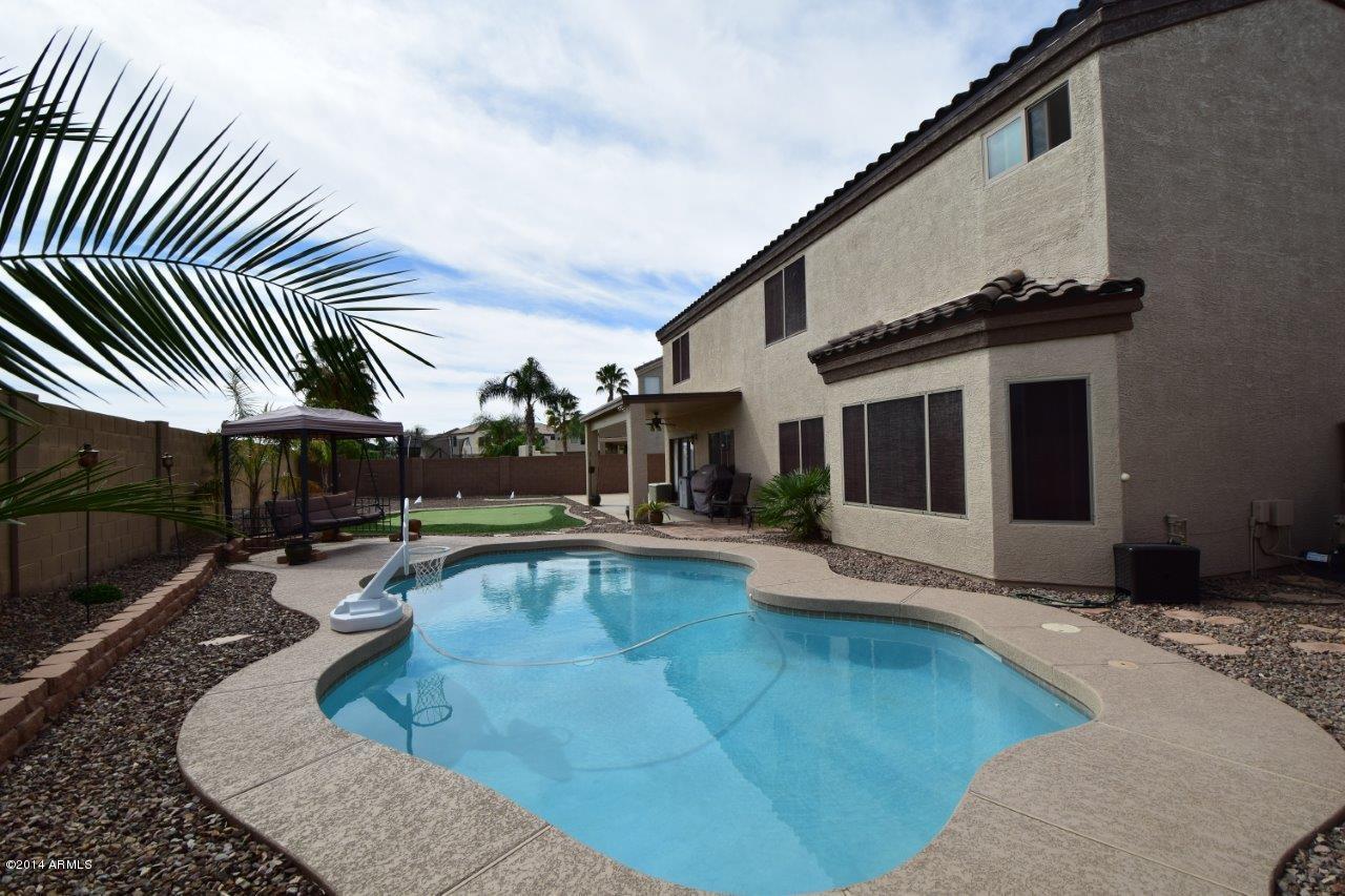 1029 South Roles Drive Gilbert, AZ 85296 - Photo 46 of 46 Back Yard