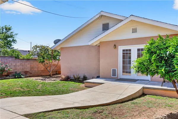 $975,000 | 1725 3rd Street, La Verne, CA 91750