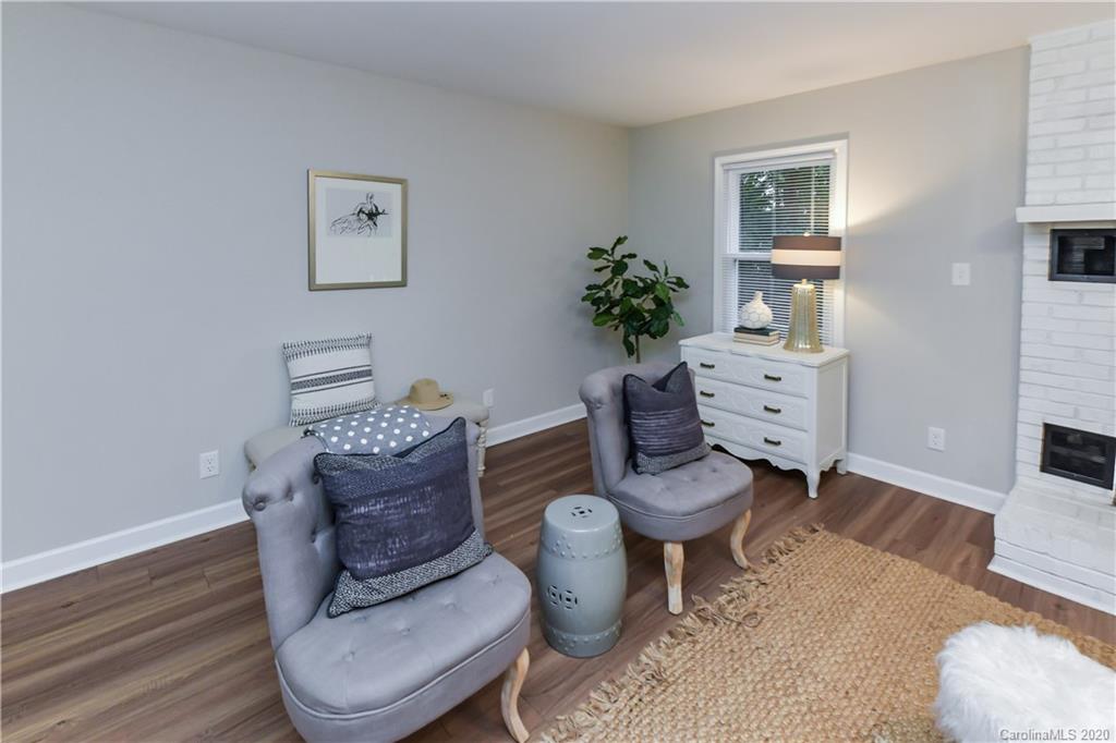 3315 Kelly Road Charlotte, NC 28216 - Photo 5 of 33 Gallery Image 5