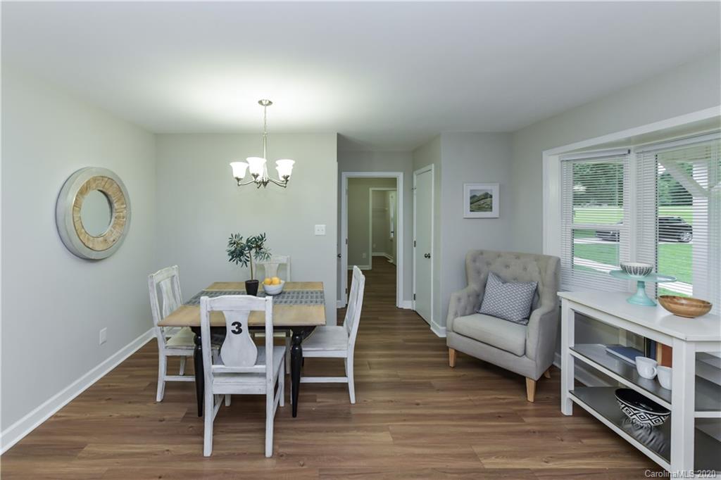 3315 Kelly Road Charlotte, NC 28216 - Photo 7 of 33 Gallery Image 7