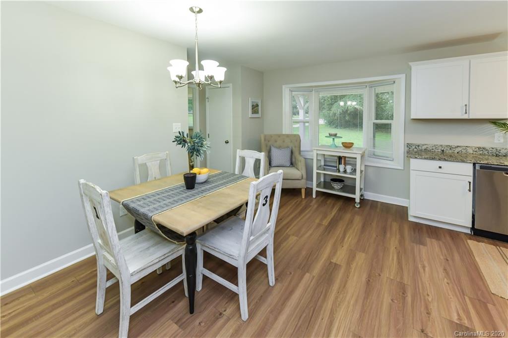 3315 Kelly Road Charlotte, NC 28216 - Photo 8 of 33 Gallery Image 8