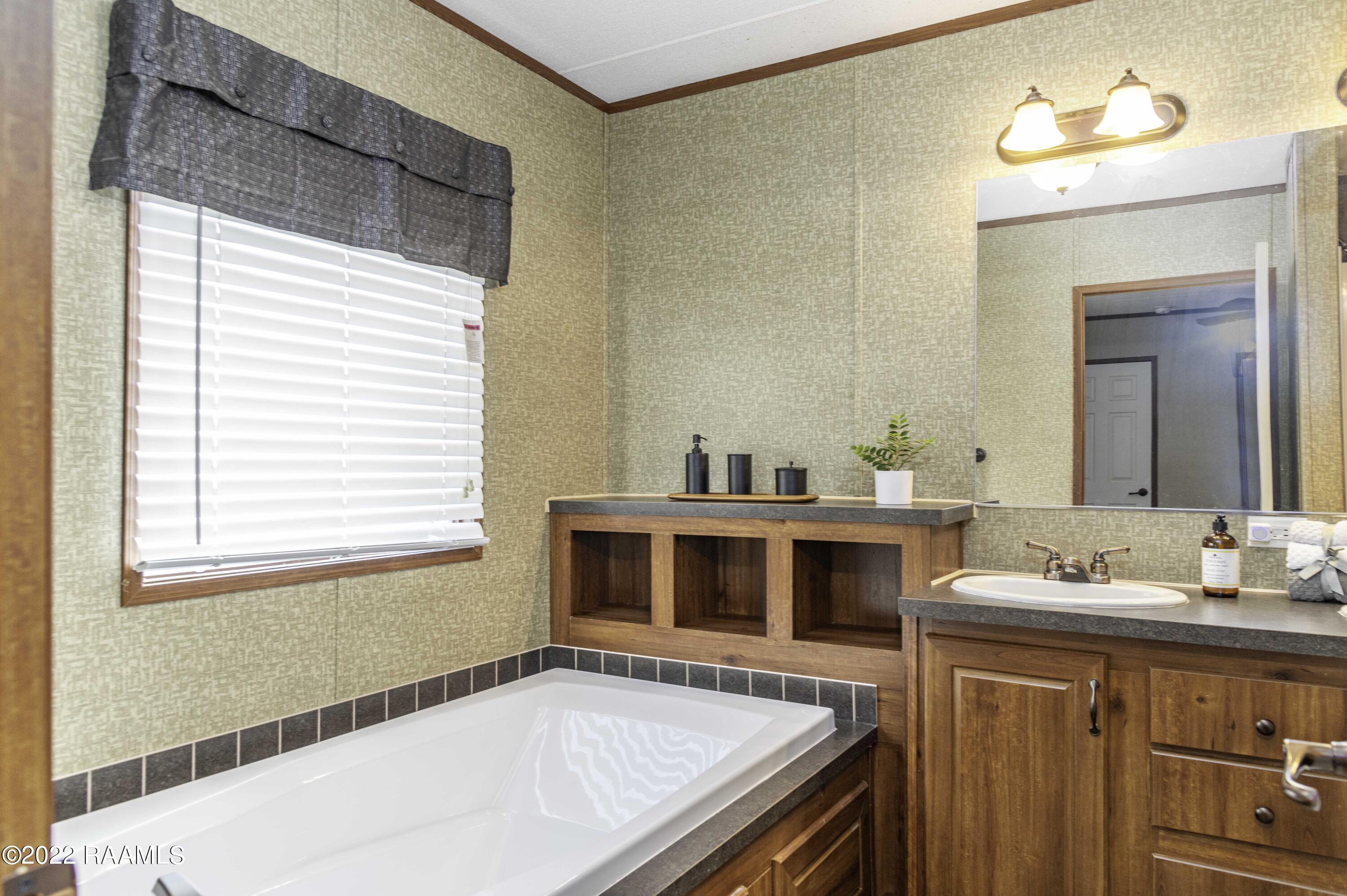 1072 Eddie Ray Road Breaux Bridge, LA 70517 - Photo 14 of 31 Master Bath 1