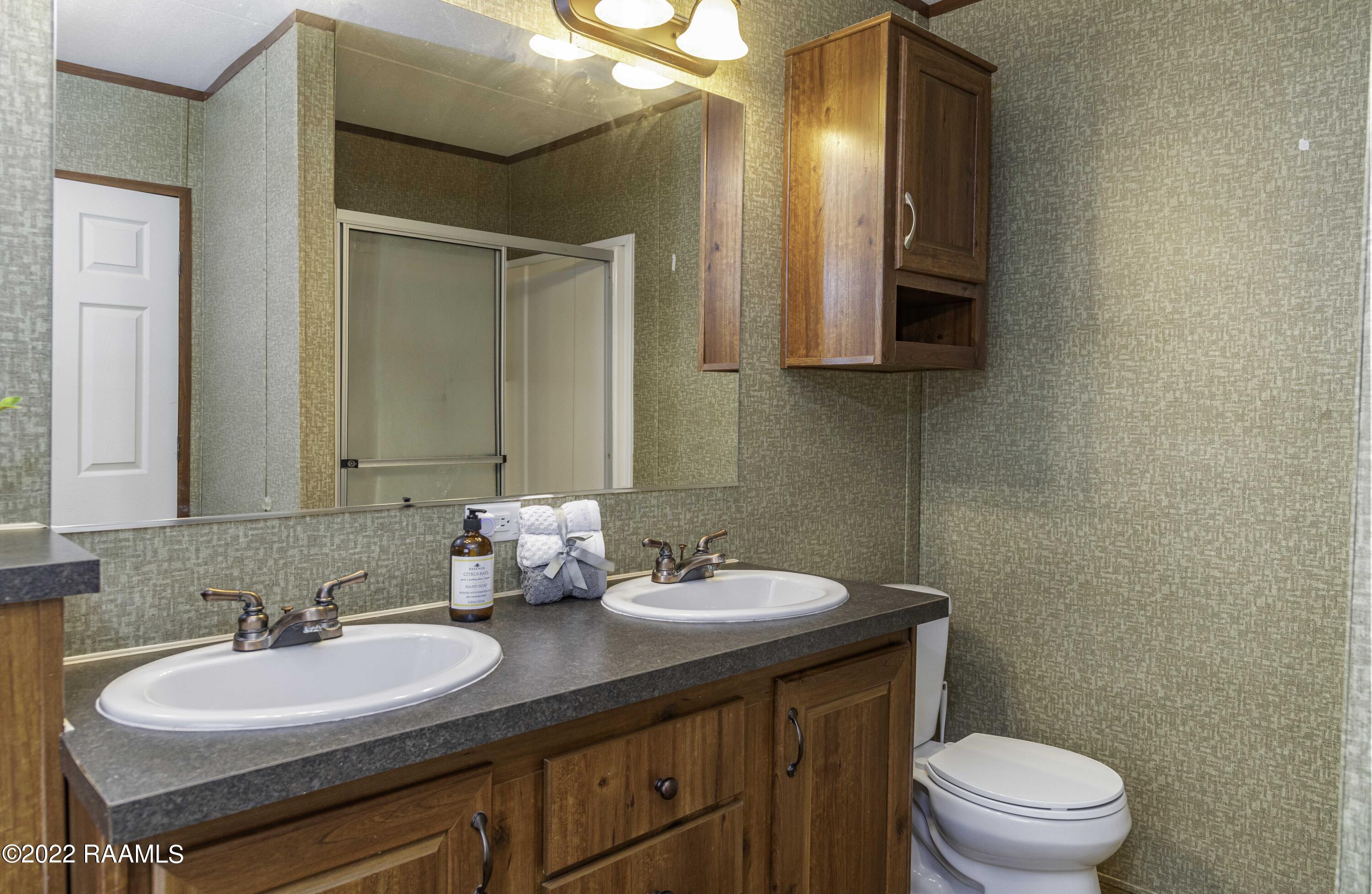1072 Eddie Ray Road Breaux Bridge, LA 70517 - Photo 15 of 31 Master Bath 2