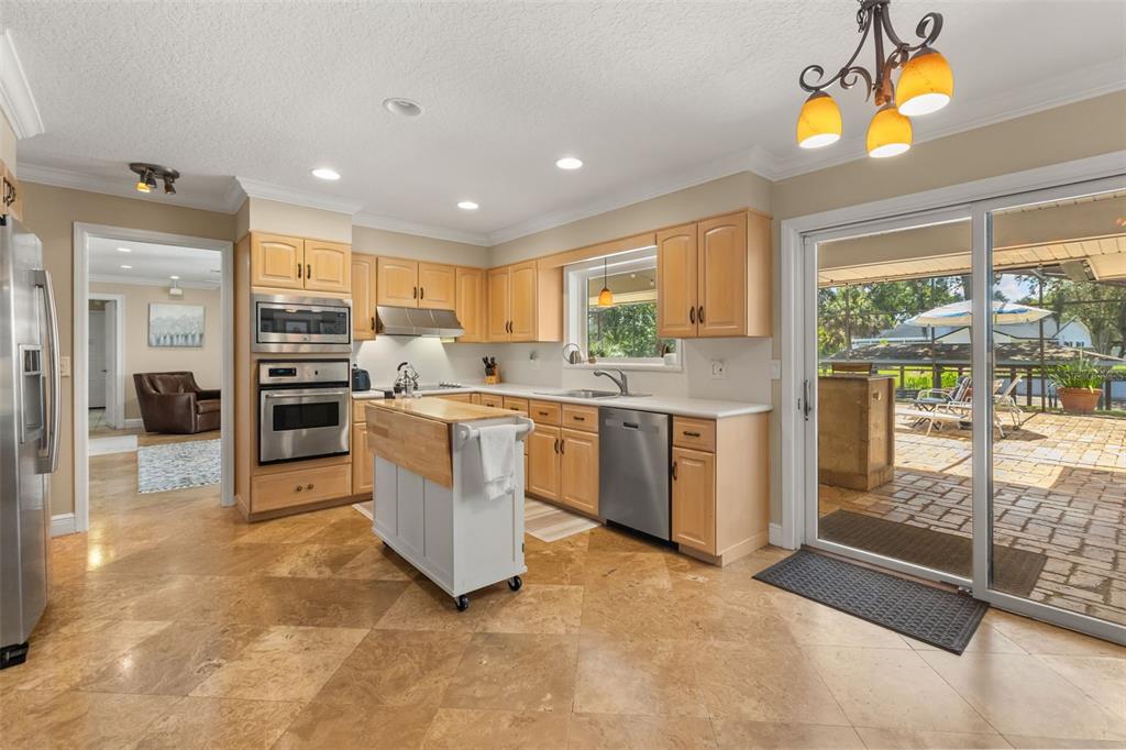 180 Spring Wood Trail Altamonte Springs, FL 32714 - Photo 8 of 32