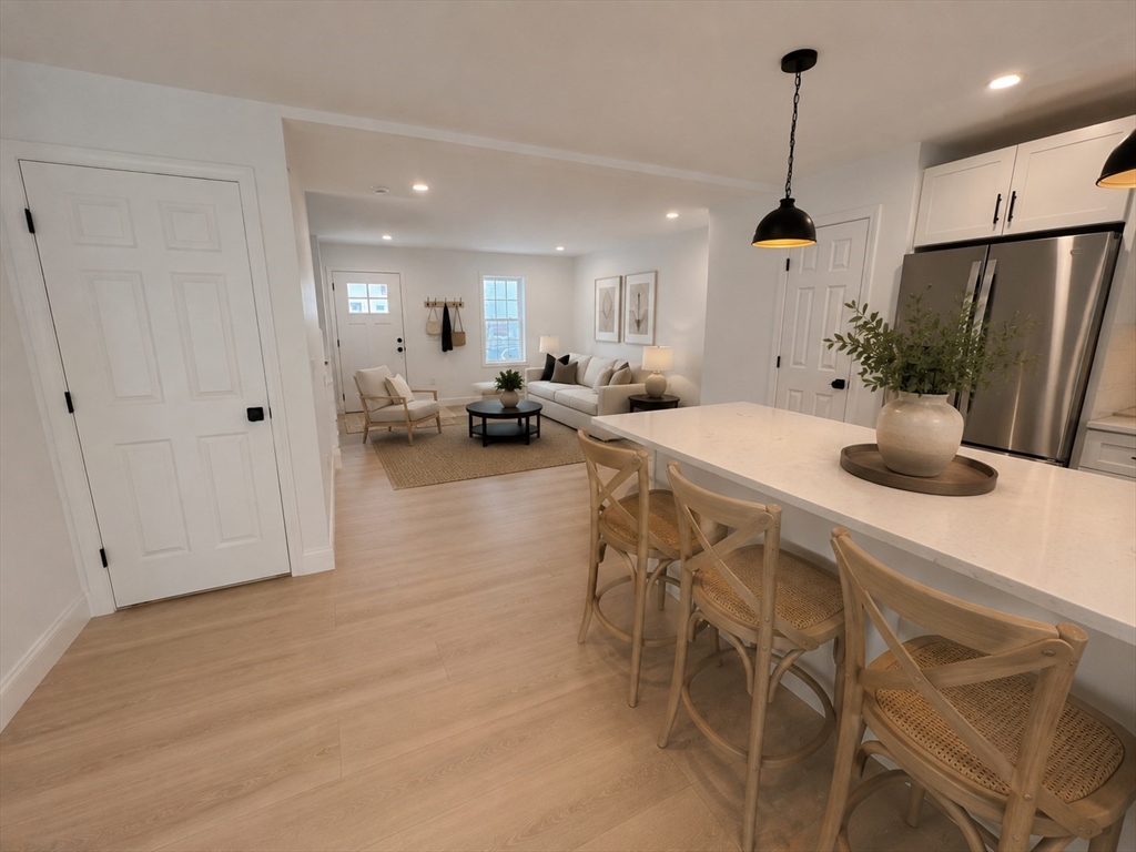 39 Lincoln Street, Unit B Webster, MA 01570 - Photo 8 of 20