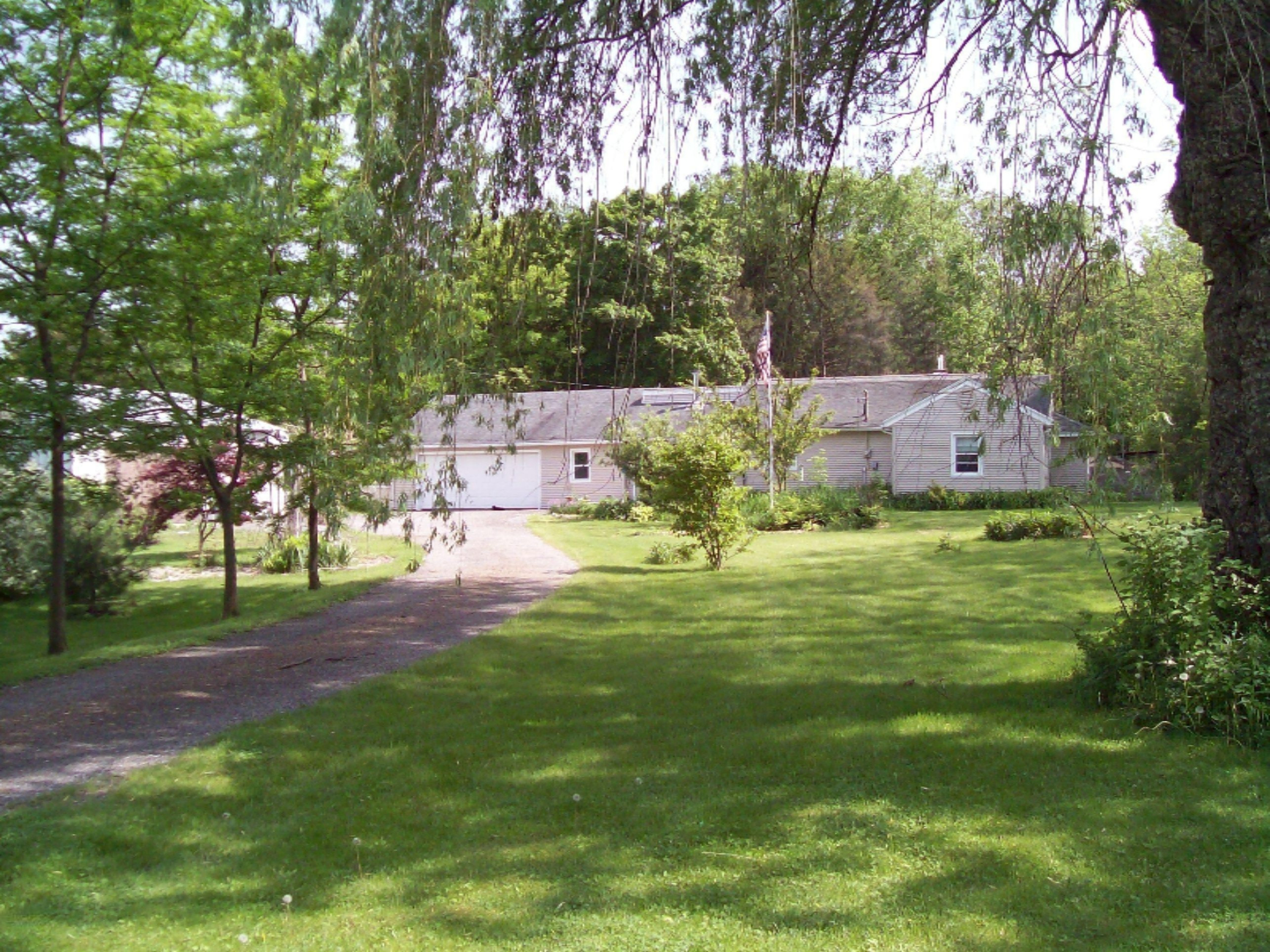 3985 Potters Road Ionia, MI 48846 - Photo 1 of 45 3985 Potters Rd 001