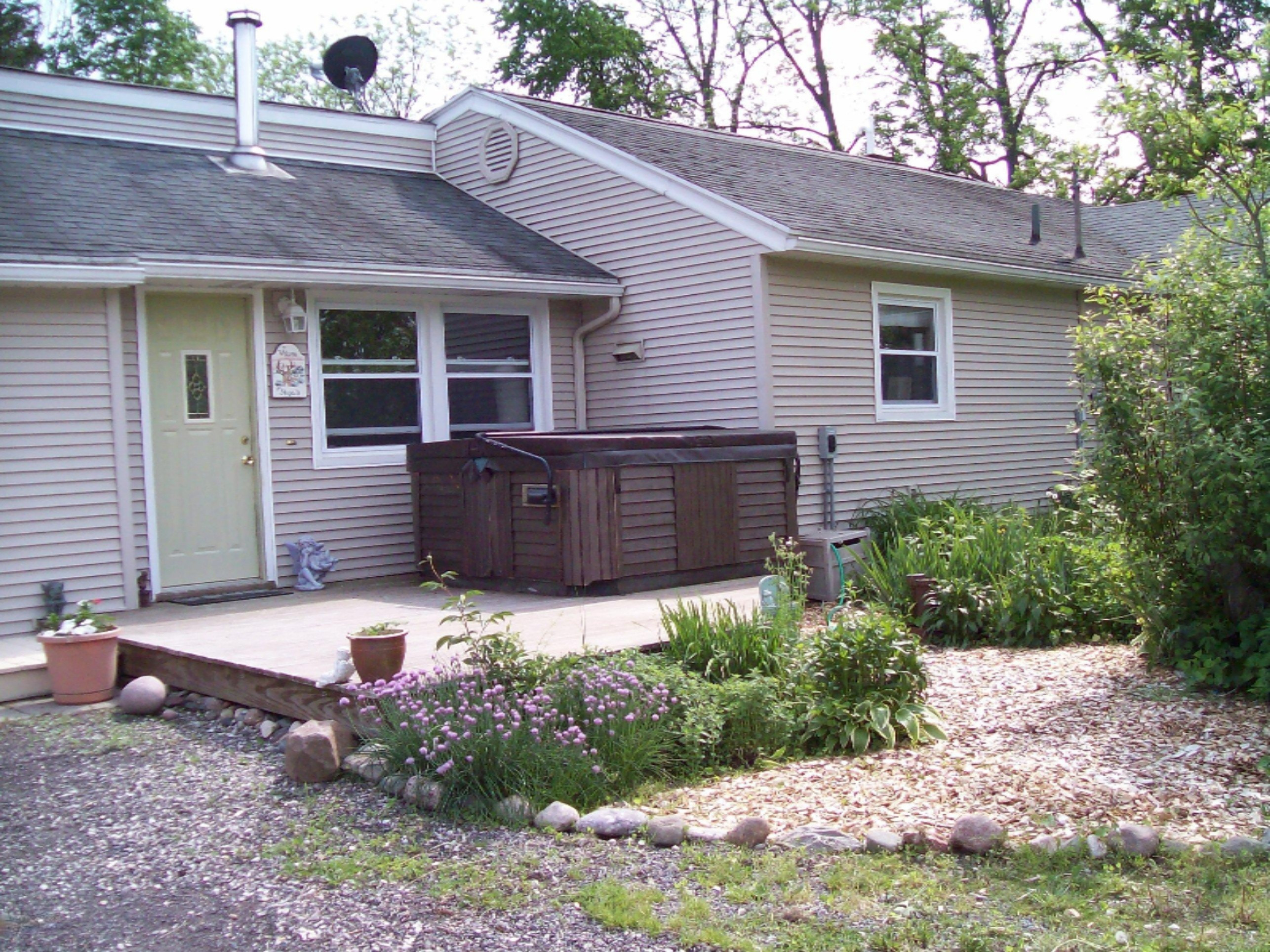3985 Potters Road Ionia, MI 48846 - Photo 4 of 45 3985 Potters Rd 011