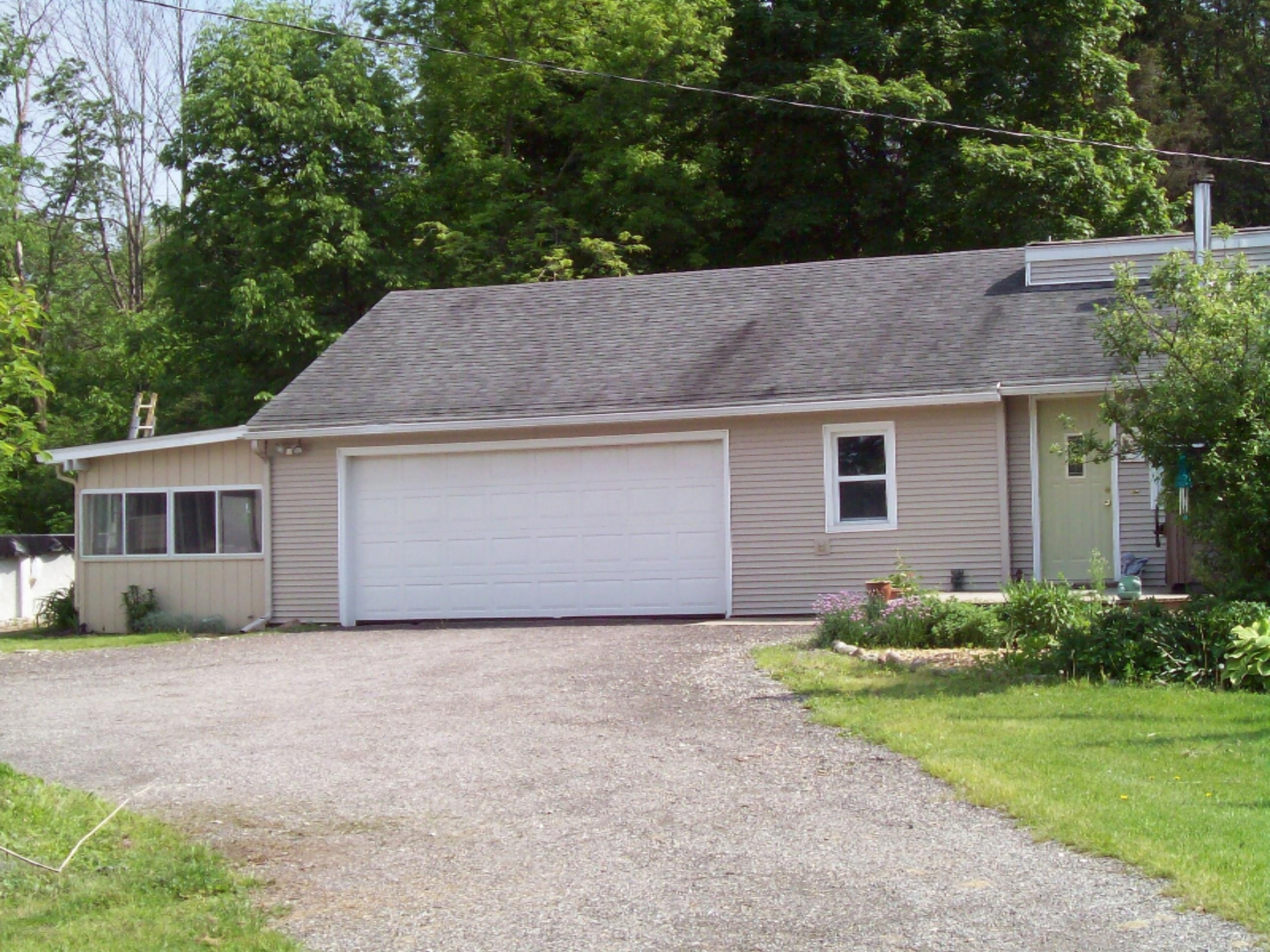 3985 Potters Road Ionia, MI 48846 - Photo 6 of 45 3985 Potters Rd 024