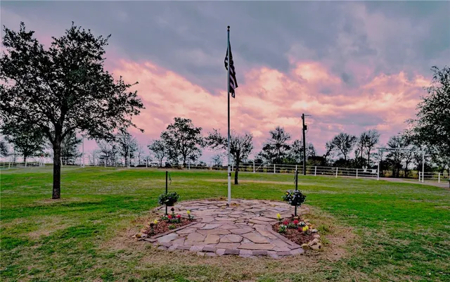 $1,684,000 | 303 Lcr 626, Groesbeck, TX 76642