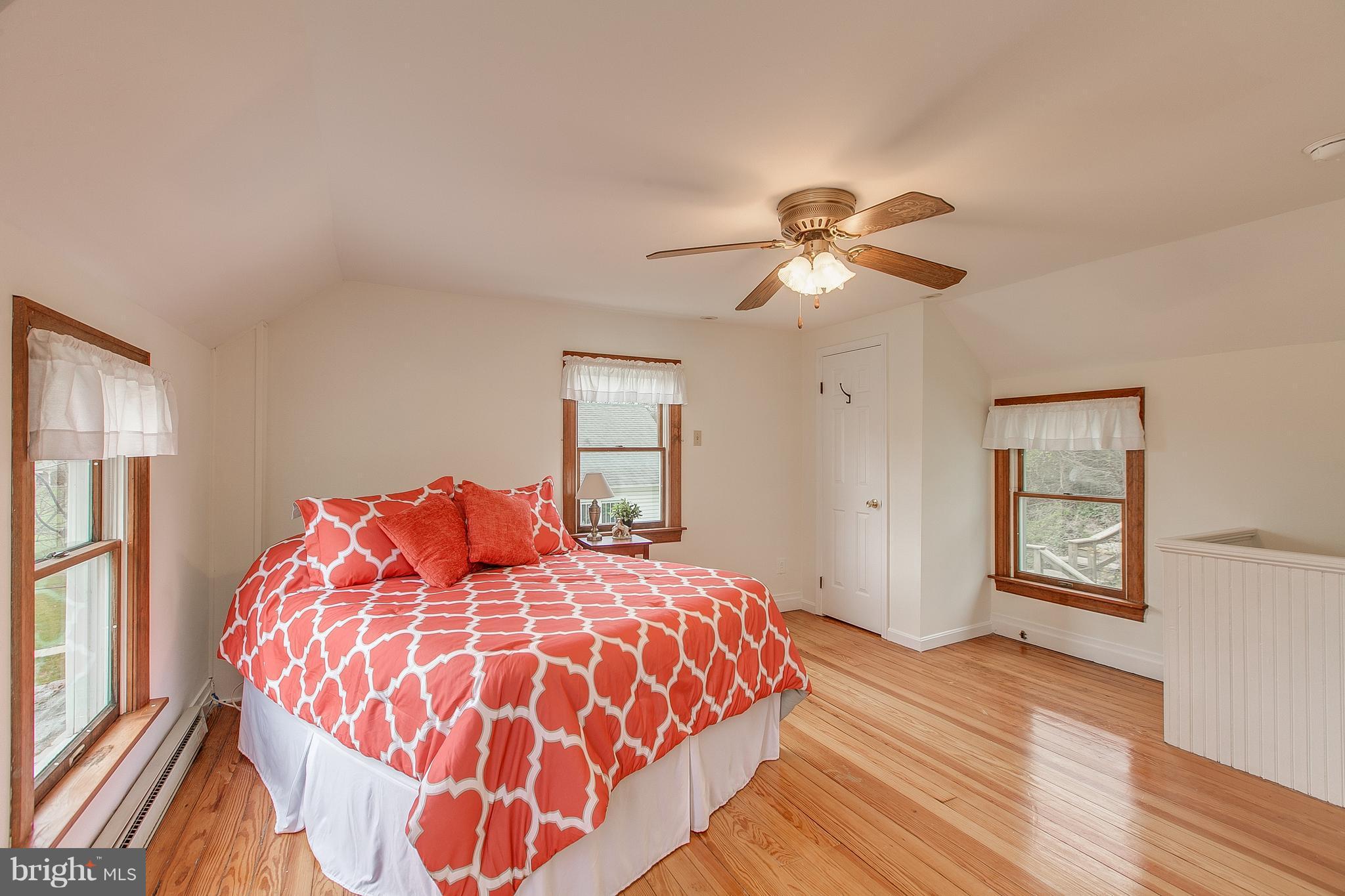 27441 Clarksburg Road Damascus, MD 20872 - Photo 14 of 25 Bedroom