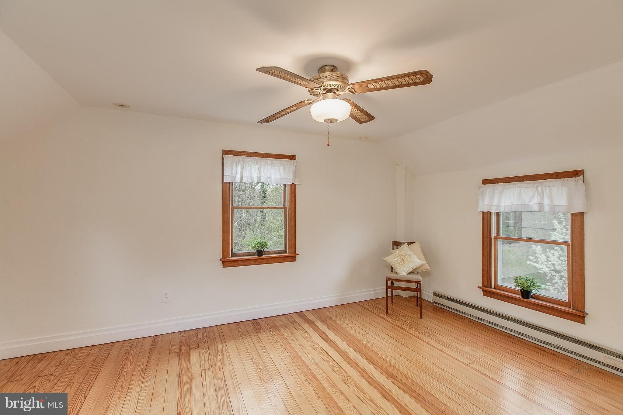 27441 Clarksburg Road Damascus, MD 20872 - Photo 16 of 25 Bedroom Two