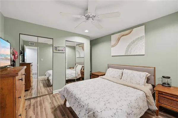 $192,500 | 4727 Jarboe Street, Unit 102, Kansas City, MO 64112