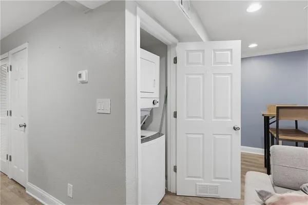 $192,500 | 4727 Jarboe Street, Unit 102, Kansas City, MO 64112