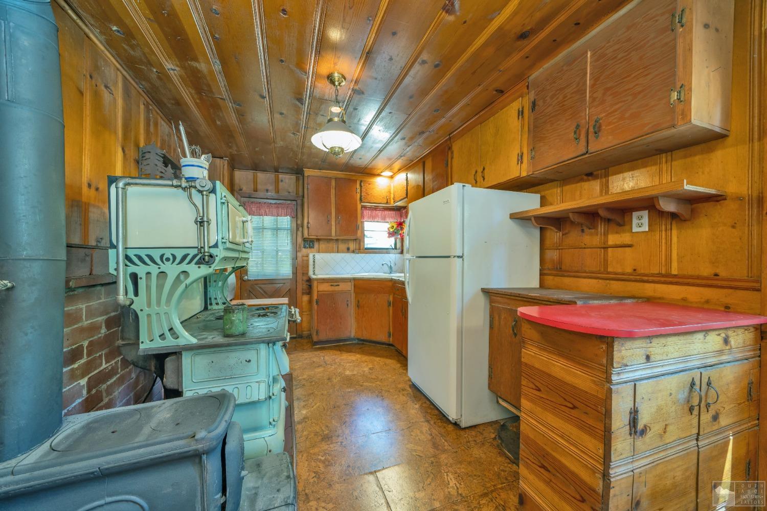 26 Sciots Tract Twin Bridges, CA 95735 - Photo 12 of 27 a utility room with dryer and washer