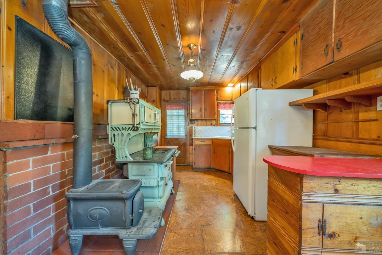 26 Sciots Tract Twin Bridges, CA 95735 - Photo 13 of 27 a view of a patio with table and chairs potted plants