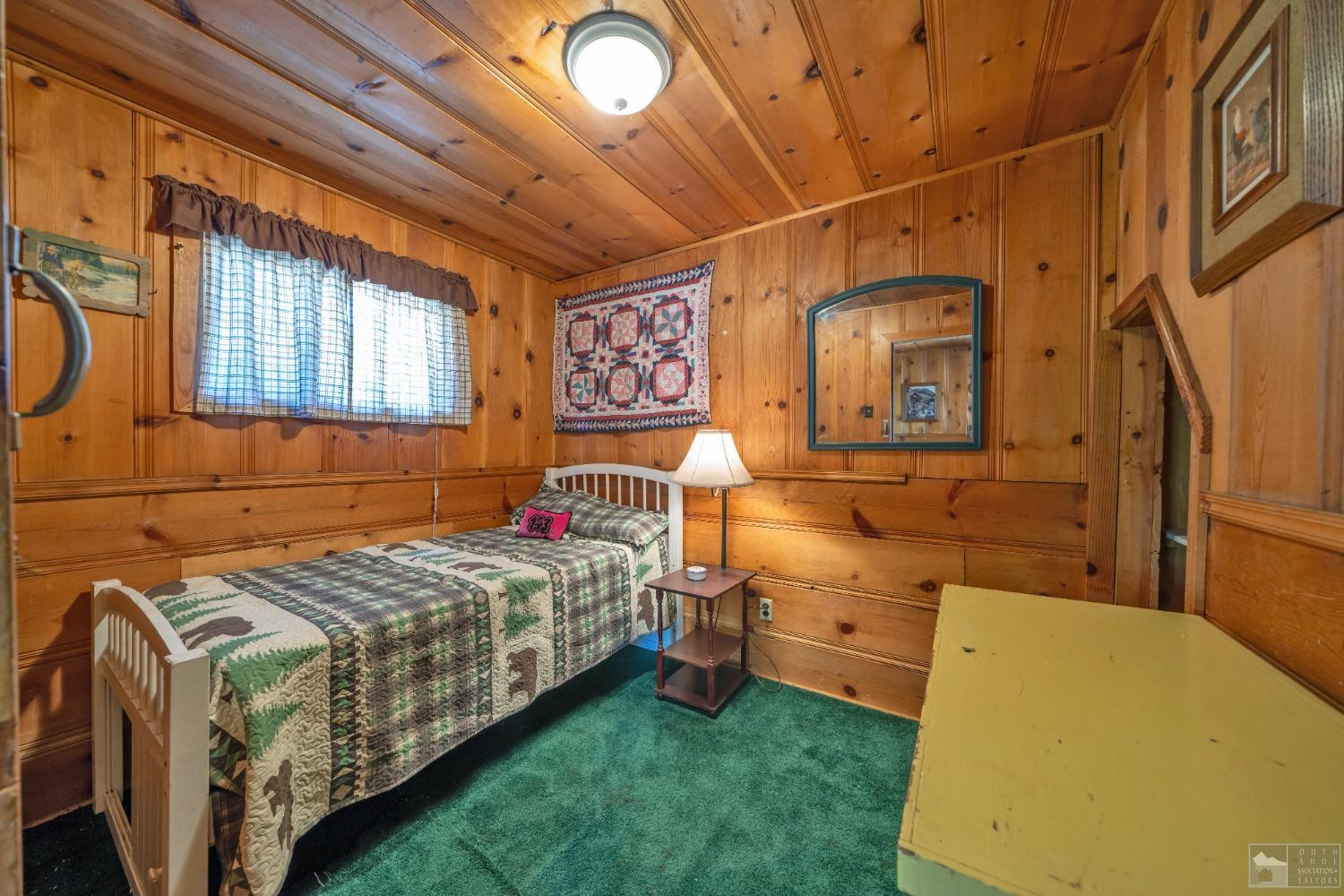 26 Sciots Tract Twin Bridges, CA 95735 - Photo 5 of 27 a bedroom with bed and window