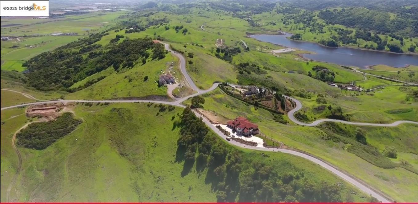 22649 Country View Court San Jose, CA 95120 - Photo 17 of 23