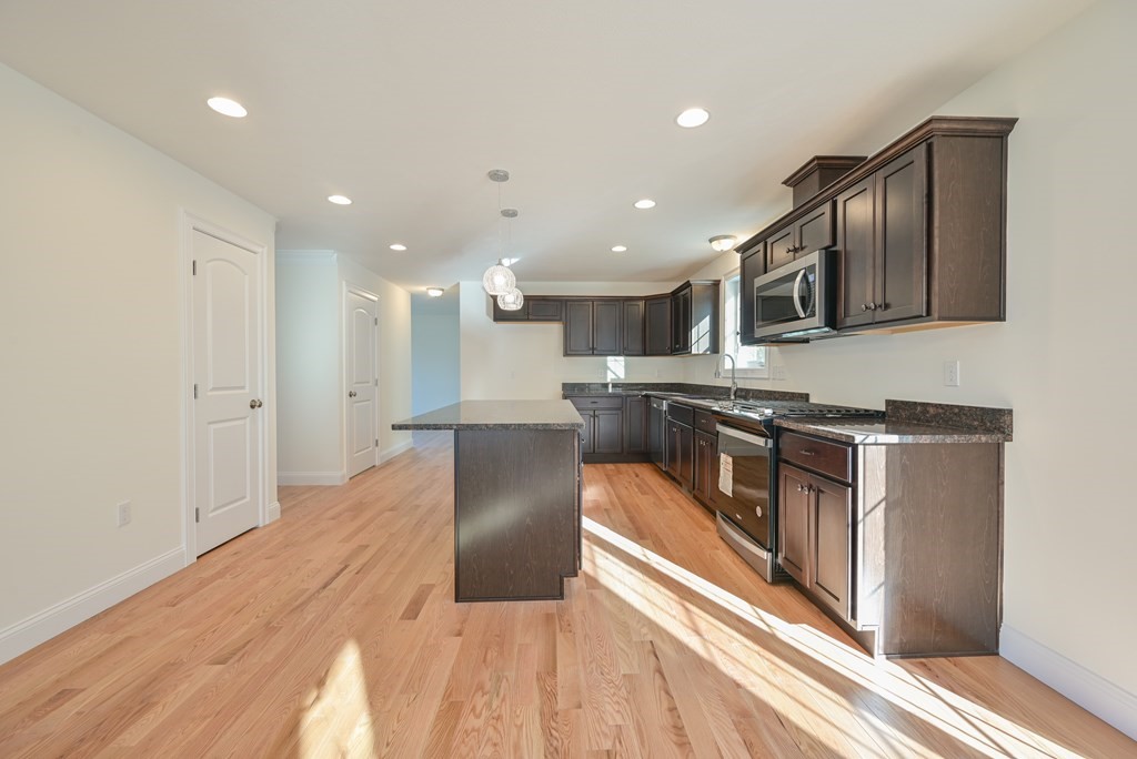 83 Hayfield Road, Unit LOT 5 Dracut, MA 01826 - Photo 5 of 21