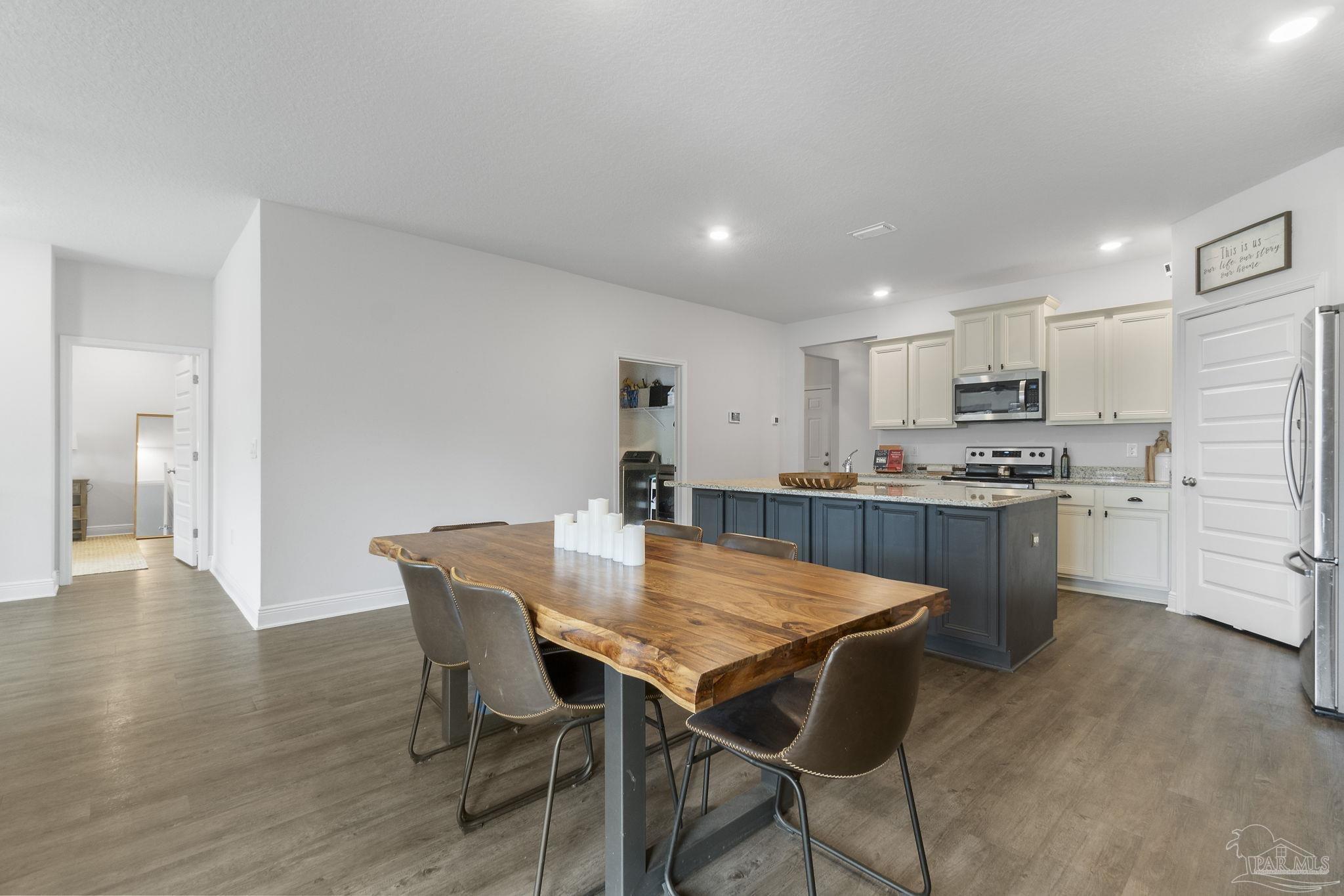 7979 Burnside Loop Pensacola, FL 32526 - Photo 20 of 38