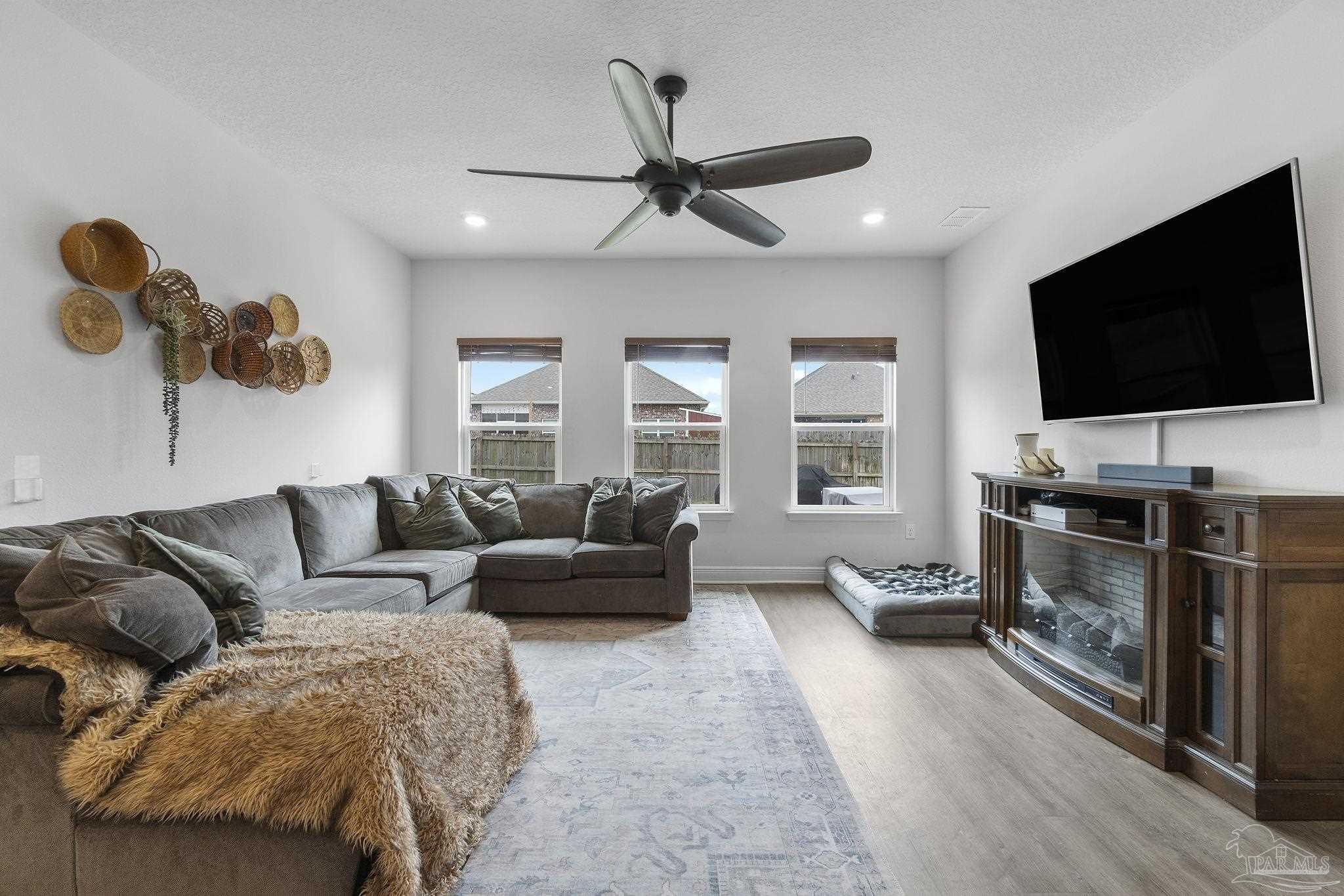 7979 Burnside Loop Pensacola, FL 32526 - Photo 22 of 38