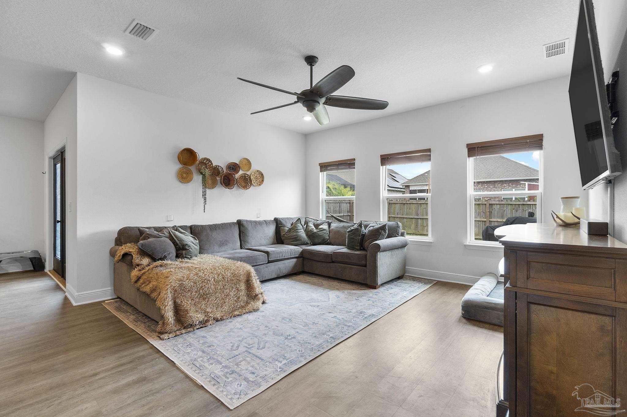 7979 Burnside Loop Pensacola, FL 32526 - Photo 24 of 38