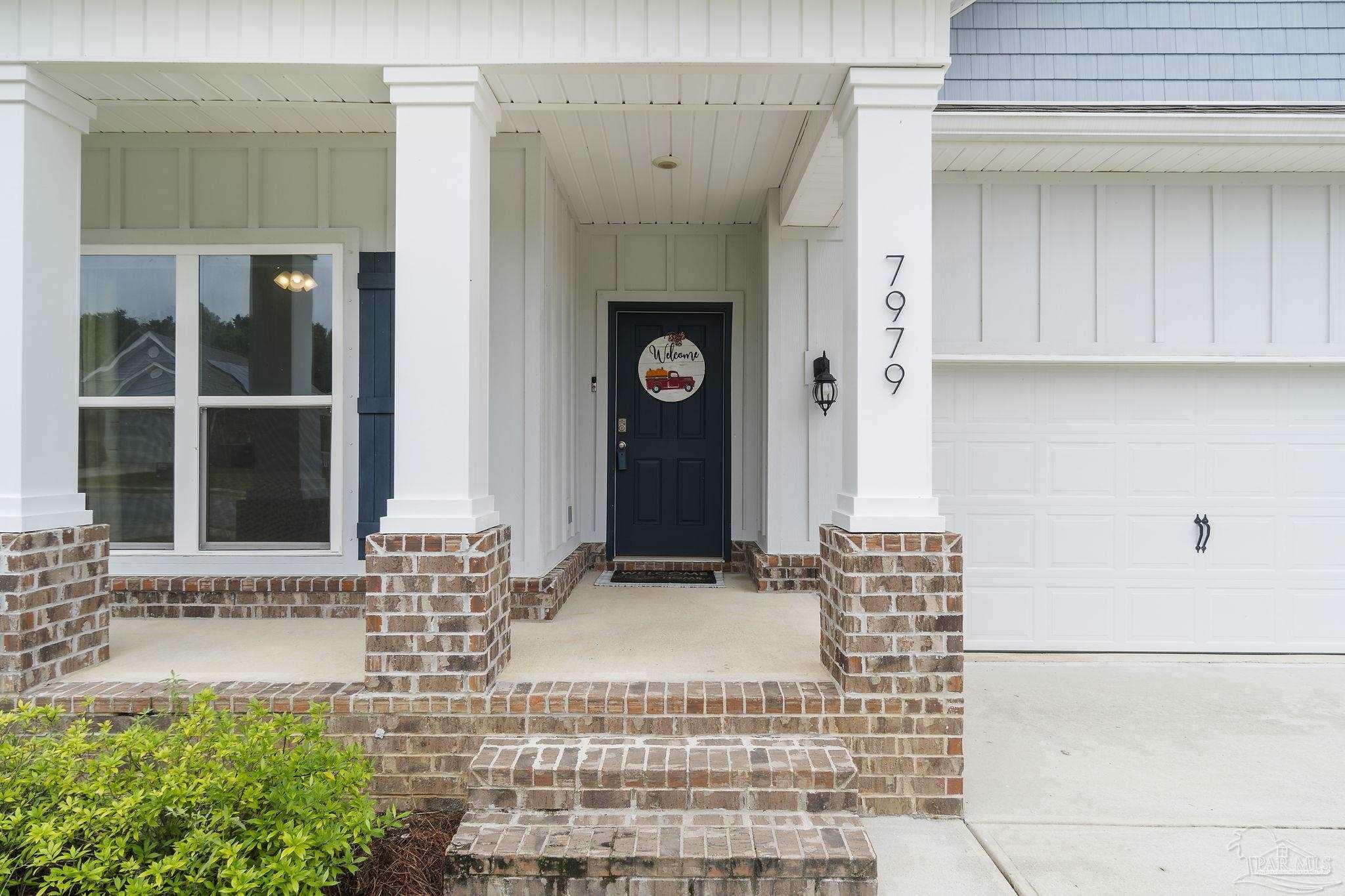 7979 Burnside Loop Pensacola, FL 32526 - Photo 4 of 38