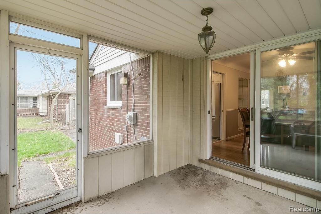 17355 West 14 Mile Road Beverly Hills, MI 48025 - Photo 17 of 25