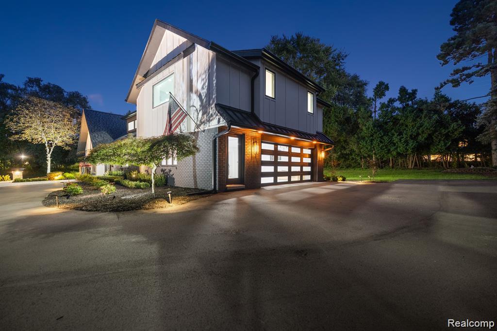 1367 West Long Lake Road Bloomfield Hills, MI 48302 - Photo 4 of 78 GetMedia.jpg
