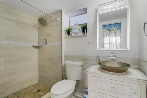 $299,000 | 1820 New Palm Way, Unit 202, Boynton Beach, FL 33435