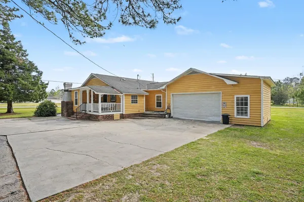 $299,900 | 2615 Morgan Road, Conway, SC 29526