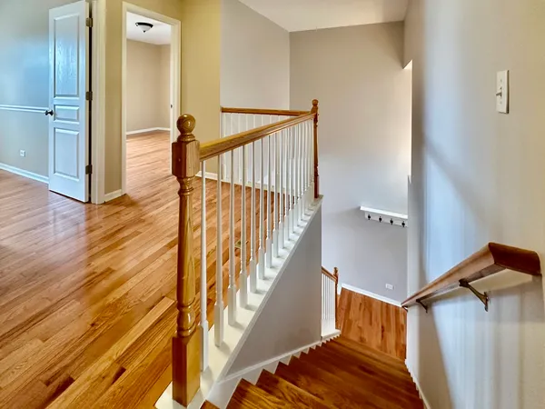 $2,600 | 3329 Bromley Lane, Unit 3329, Aurora, IL 60502