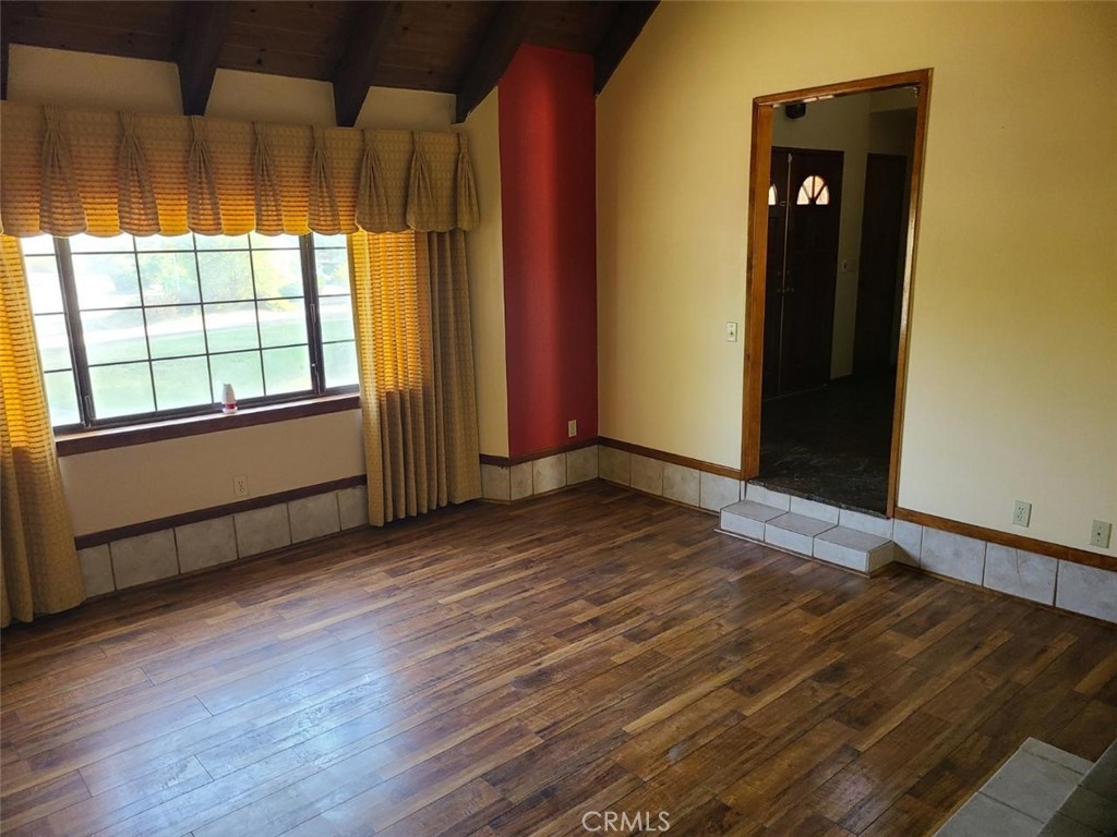 20090 Modoc Road Apple Valley, CA 92308 - Photo 7 of 11