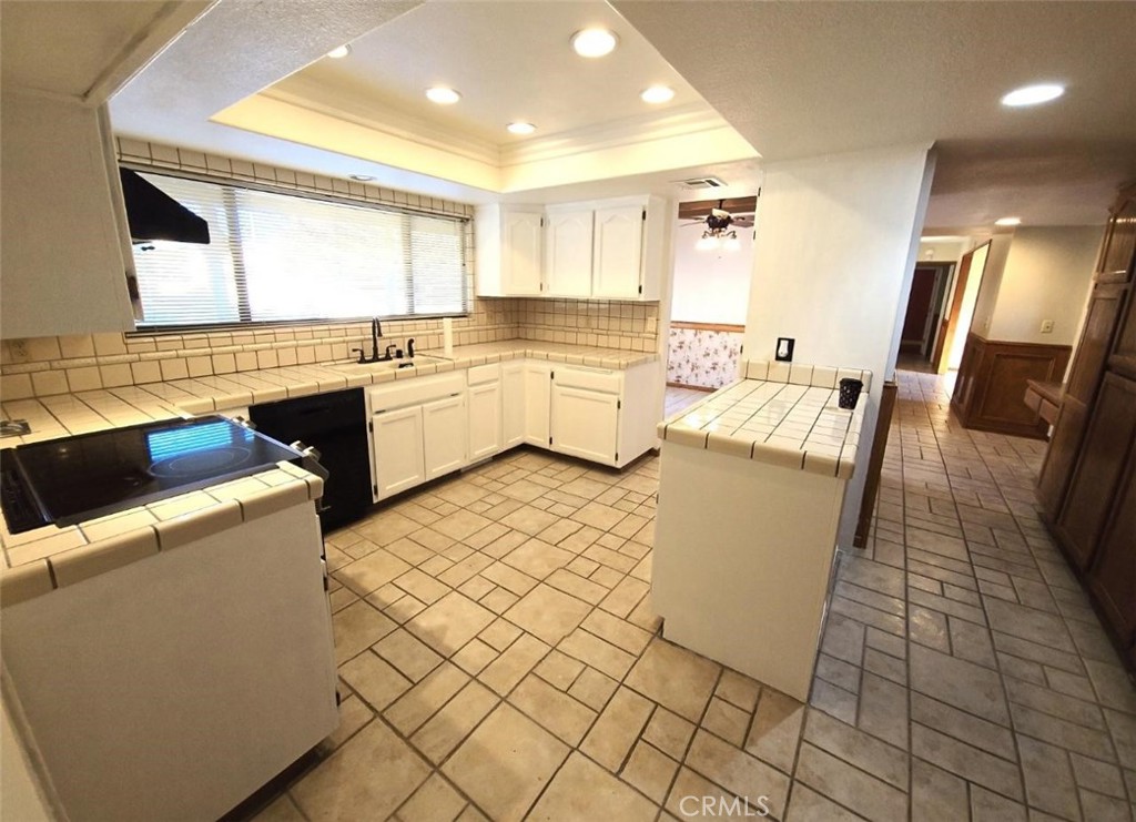 20090 Modoc Road Apple Valley, CA 92308 - Photo 8 of 11