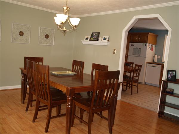 12 Raymond Road Chelmsford, MA 01824 - Photo 6 of 21