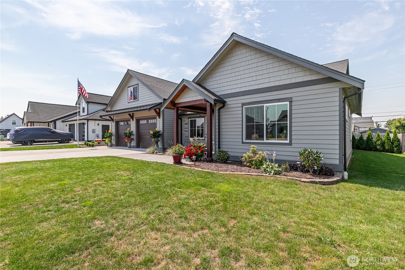 2240 Berryman Loop Lynden, WA 98264 - Photo 2 of 40