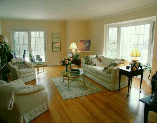 115 Witherow Road Bell Acres, PA 15143 - Photo 4 of 4