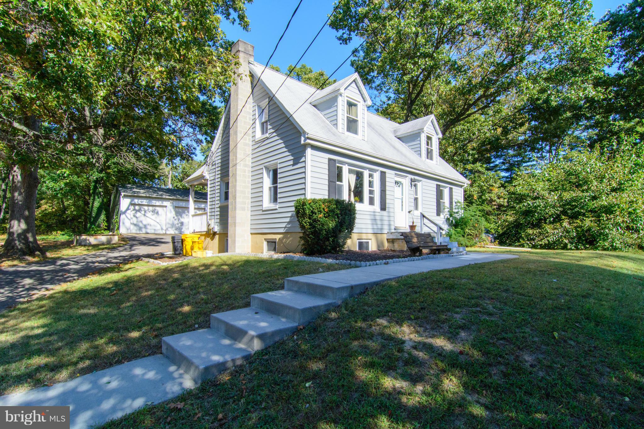 1608 Severn Road Severn, MD 21144 - Photo 2 of 30 Exterior (Front)