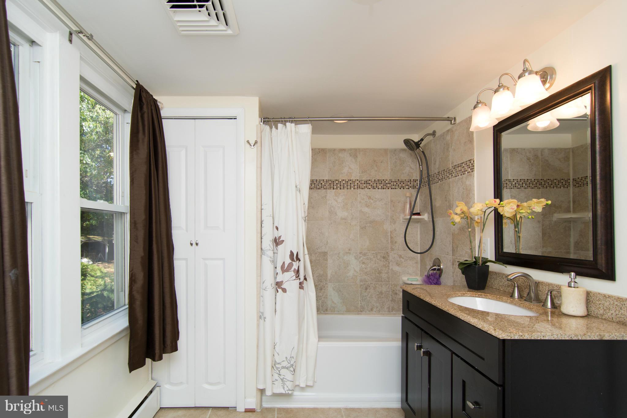 1608 Severn Road Severn, MD 21144 - Photo 21 of 30 Bath