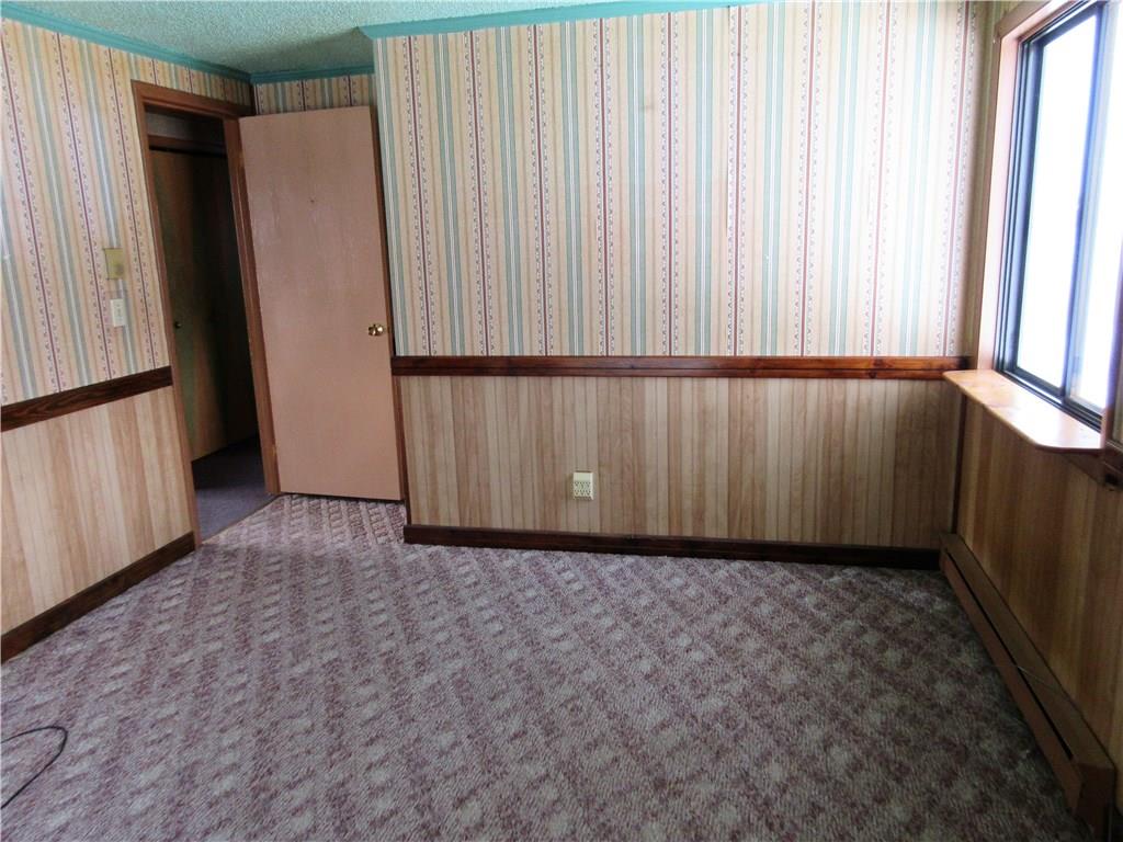 3598 Hadley Road Clarks Mills, PA 16114 - Photo 10 of 25 The nice sized second bedroom.