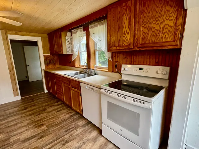 $235,000 | 879 Hudson Road, Glenburn, ME 04401