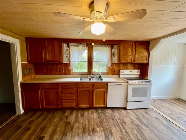 $235,000 | 879 Hudson Road, Glenburn, ME 04401